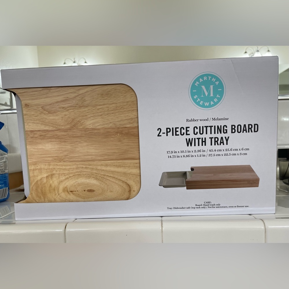 Cutting Board With Tray